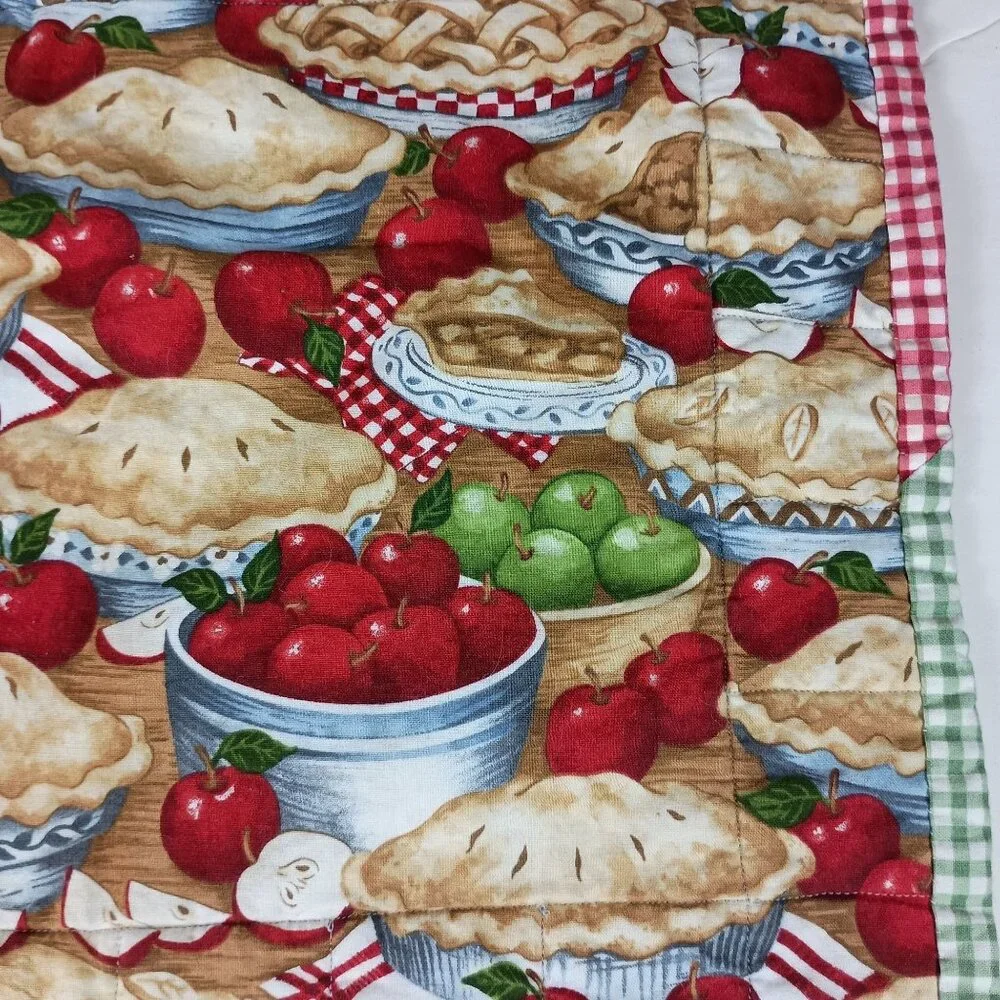 Handcrafted Apple Pie Gingham Quilted Table Mat
